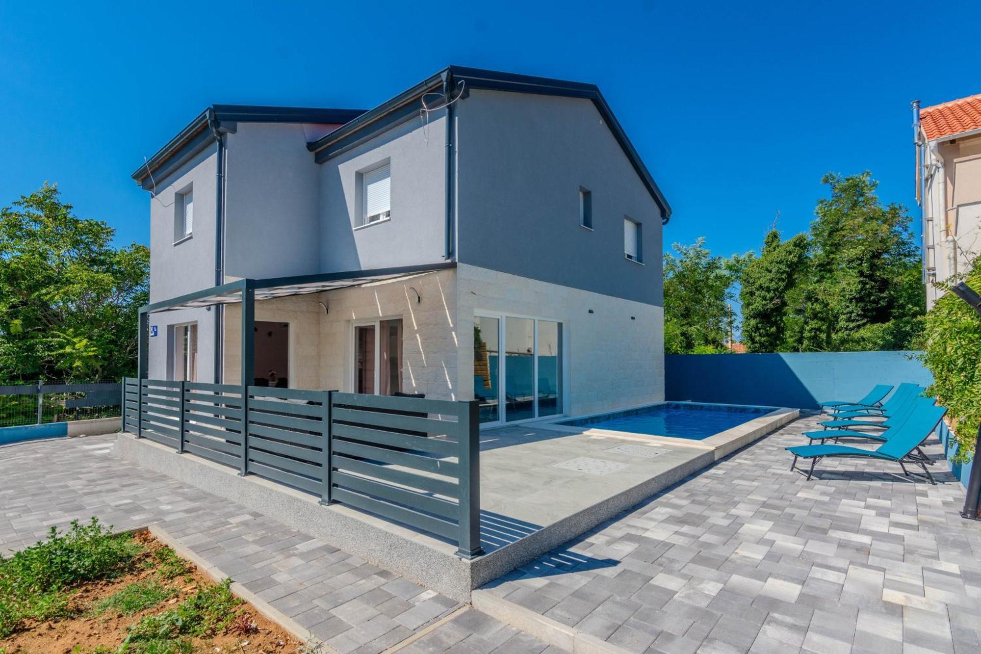 Family Friendly House With A Swimming Pool - Lozice, - 23513 *